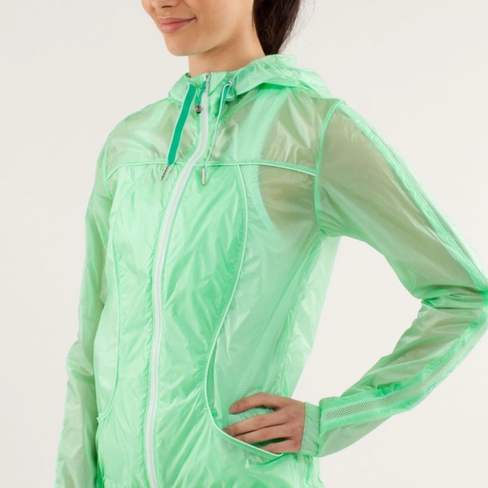 Lululemon Transparent-See Jacket
Fresh Teal / Very Green size 4